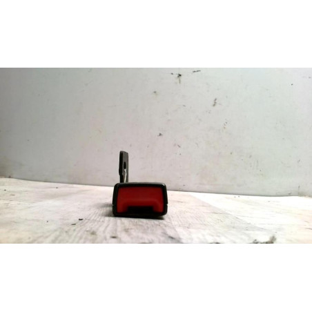 Attache ceinture arriere gauche OPEL CORSA D PHASE 2 d’occasion