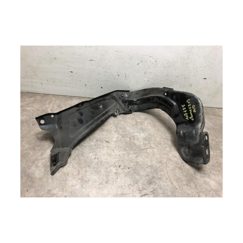 Support de phare droit (tôle) MERCEDES CLASSE C 203 COUPE SPORT PHASE 1 d’occasion