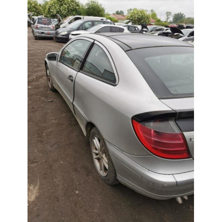 Support de phare gauche (tôle) MERCEDES CLASSE C 203 COUPE SPORT PHASE 1 d’occasion