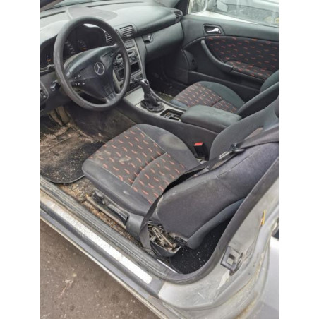 Support de phare gauche (tôle) MERCEDES CLASSE C 203 COUPE SPORT PHASE 1 d’occasion