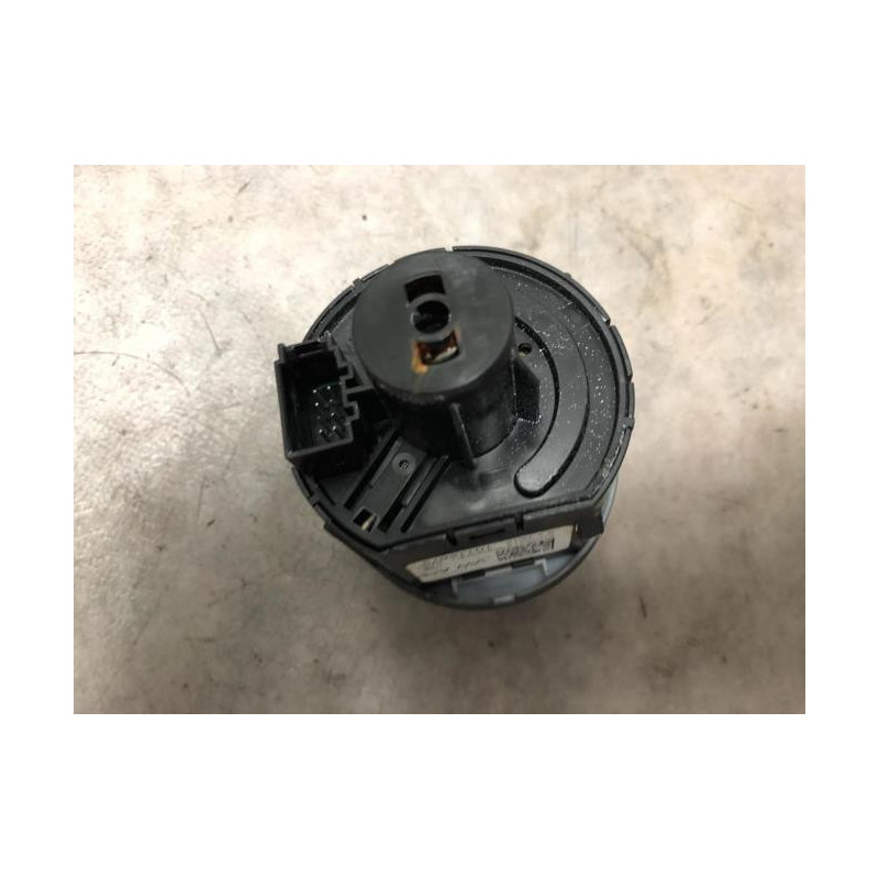 Commande de phare VOLKSWAGEN POLO 5 PHASE 2 d’occasion