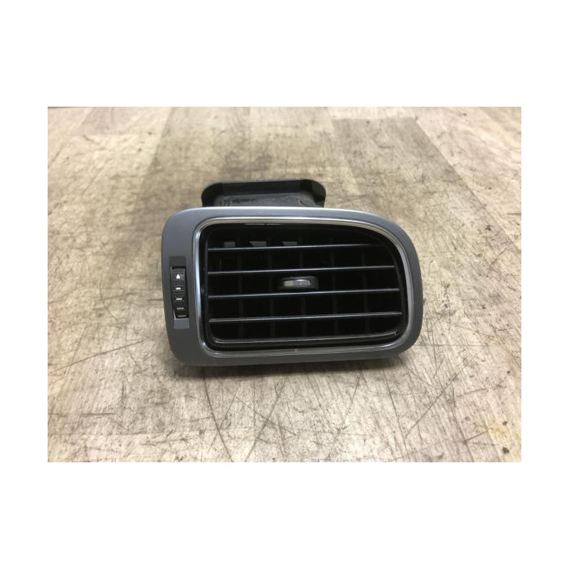 Aerateur tableau de bord avant droit VOLKSWAGEN POLO 5 PHASE 2 d’occasion