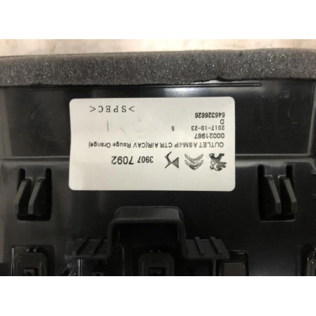 Aerateur tableau de bord CITROEN C3 AIRCROSS PHASE 1 d’occasion