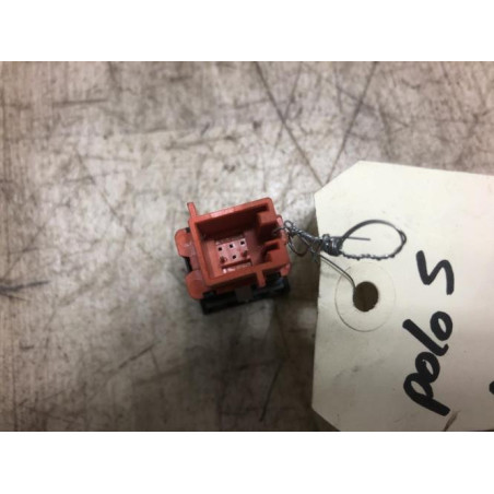 Bouton/Interrupteur VOLKSWAGEN POLO 5 PHASE 2 d’occasion