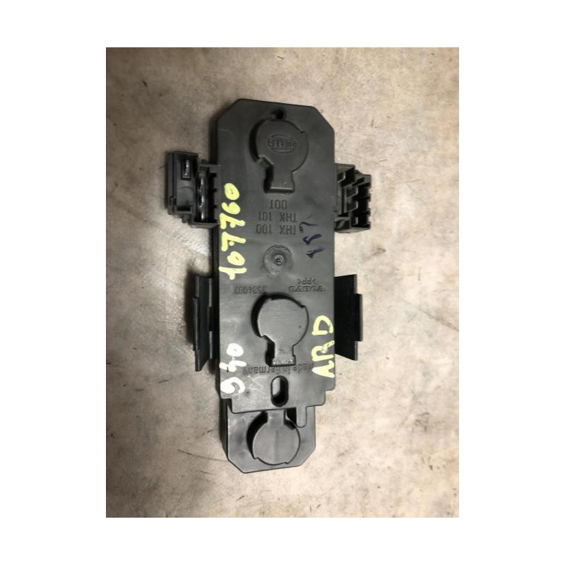 Platine feu arriere droit VOLVO 940 d’occasion
