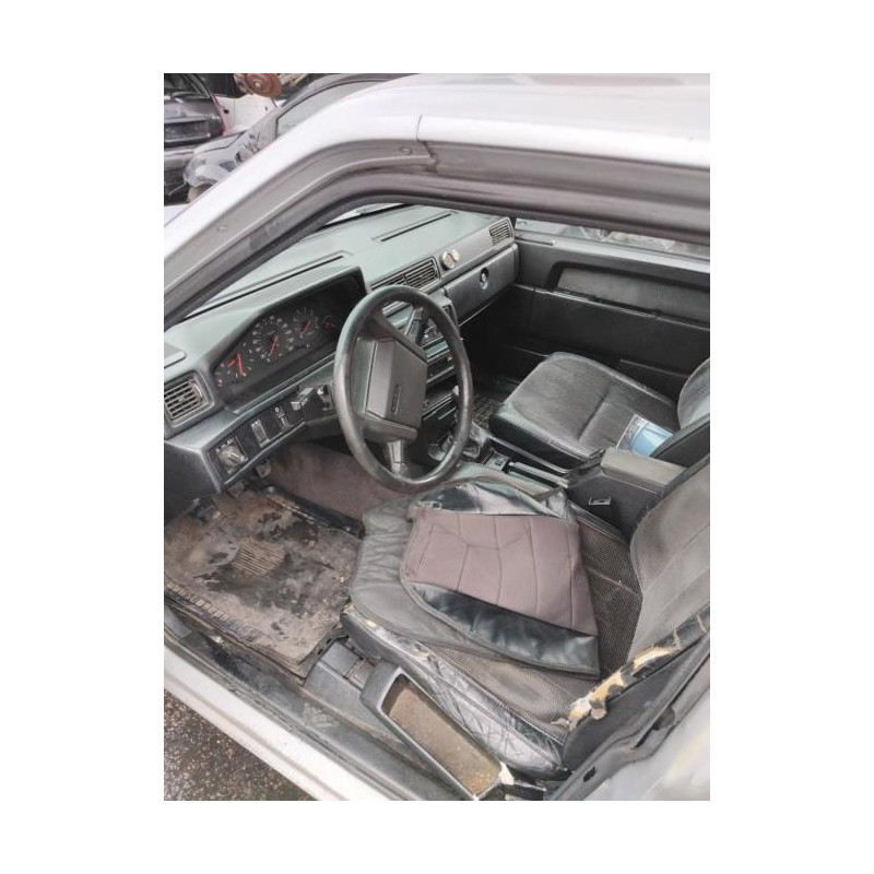 Platine feu arriere droit VOLVO 940 d’occasion