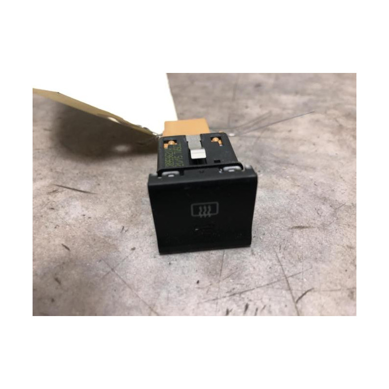 Commande degivrage lunette arriere VOLKSWAGEN POLO 5 PHASE 2 d’occasion