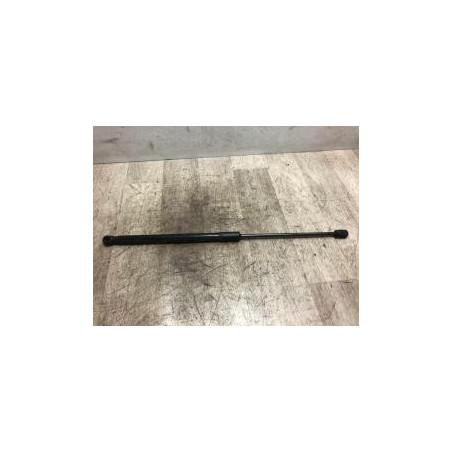 Verin de coffre droit VOLKSWAGEN POLO 5 PHASE 2 d’occasion