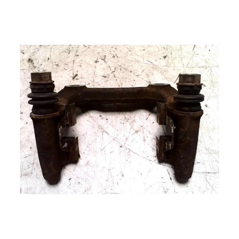 Support etrier frein (chape) arriere droit PEUGEOT 307 PHASE 1 d’occasion