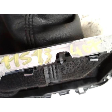 Soufflet de levier de vitesse PEUGEOT 407 PHASE 1 BREAK d’occasion
