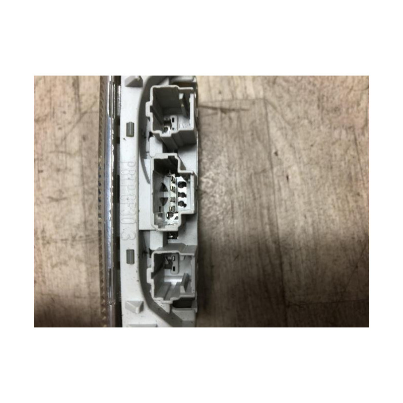 Eclairage de plafonnier PEUGEOT 307 PHASE 1 d’occasion
