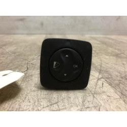 Bouton/Interrupteur RENAULT GRAND SCENIC 3 PHASE 1 d’occasion