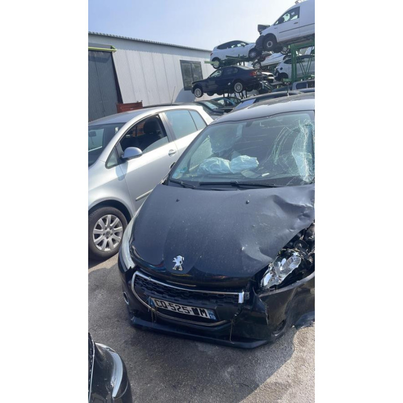Baie de pare brise PEUGEOT 208 1 PHASE 1 d’occasion