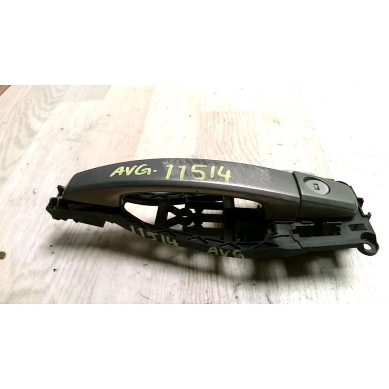Poignee porte avant gauche OPEL CORSA D PHASE 2 d’occasion