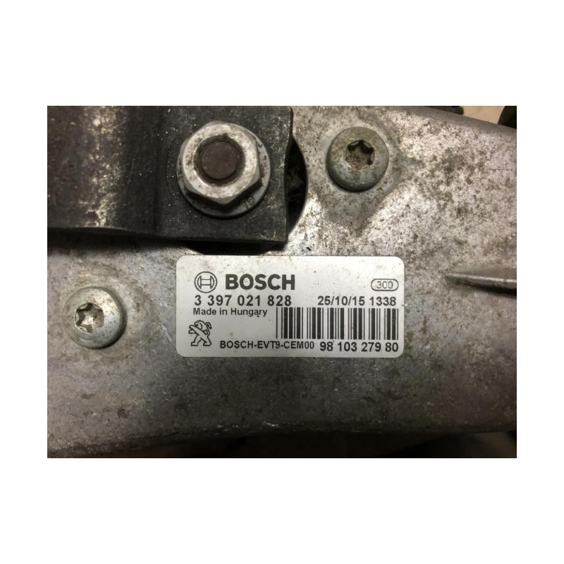 Moteur essuie glace avant PEUGEOT 308 2 SW PHASE 1 BREAK d’occasion