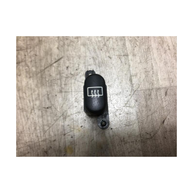 Commande degivrage lunette arriere RENAULT TRAFIC 1 PHASE 3 d’occasion