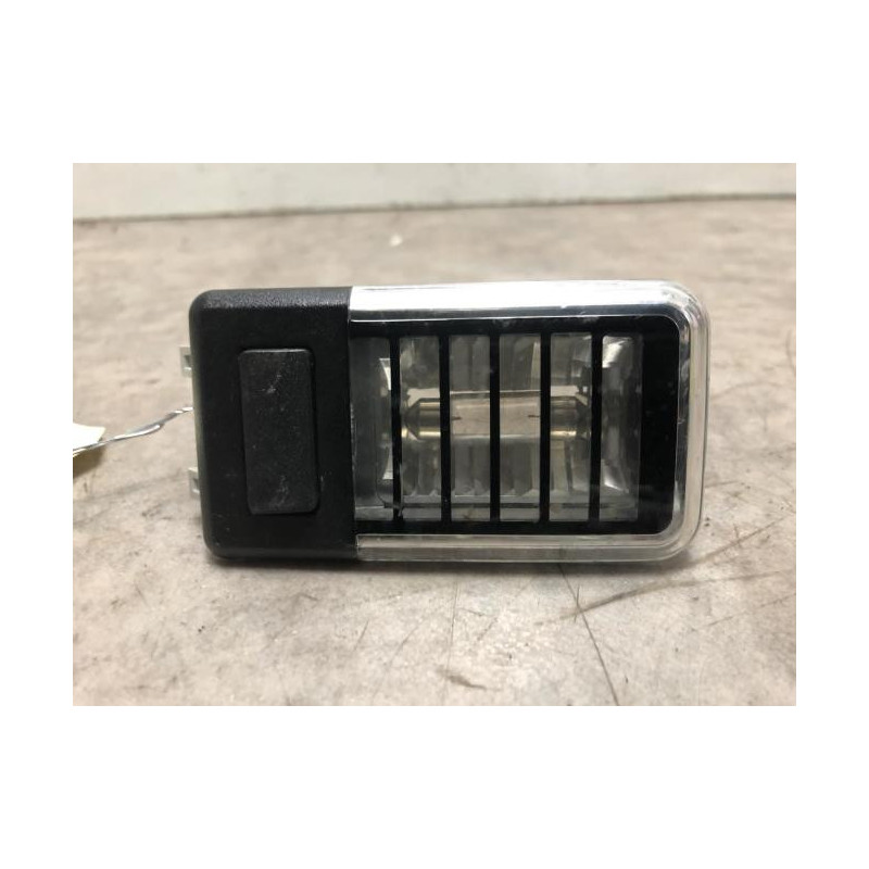 Eclairage de plafonnier BMW X3 E83 PHASE 2 d’occasion