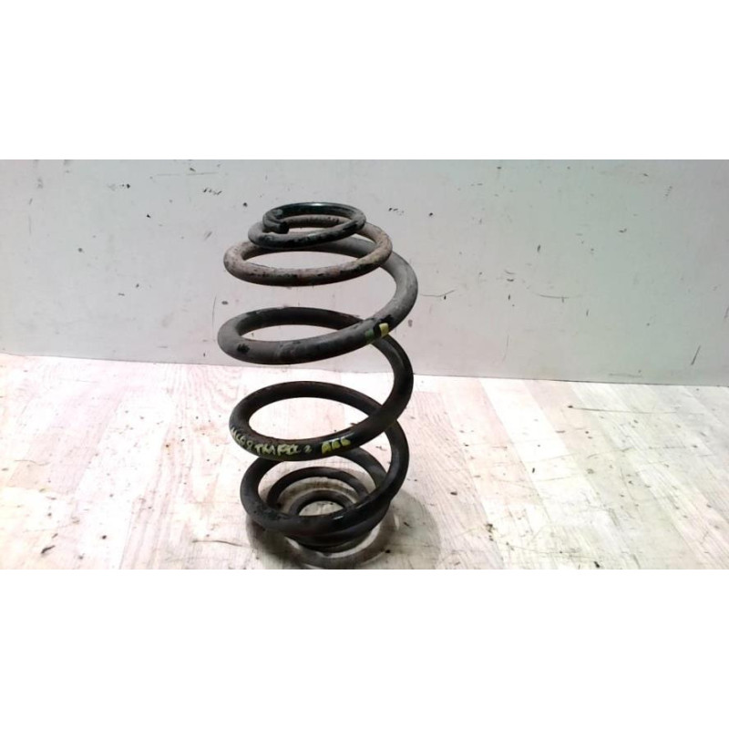 Ressort de suspension arriere droit RENAULT TRAFIC 2 PHASE 2 d’occasion
