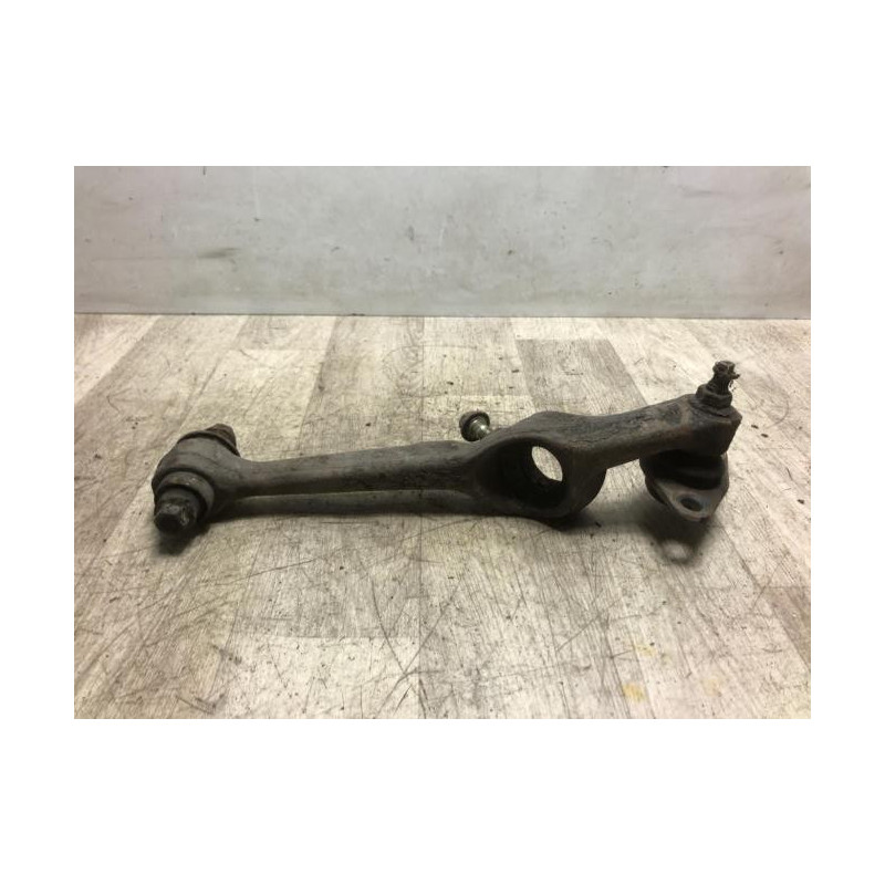 Bras de suspension superieur avant gauche VOLVO 940 d’occasion