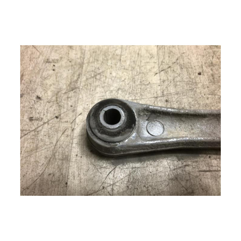 Bras de suspension arriere droit VOLVO 940 d’occasion