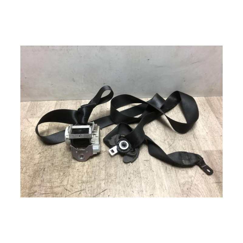 Ceinture avant gauche BMW X3 E83 PHASE 2 d’occasion