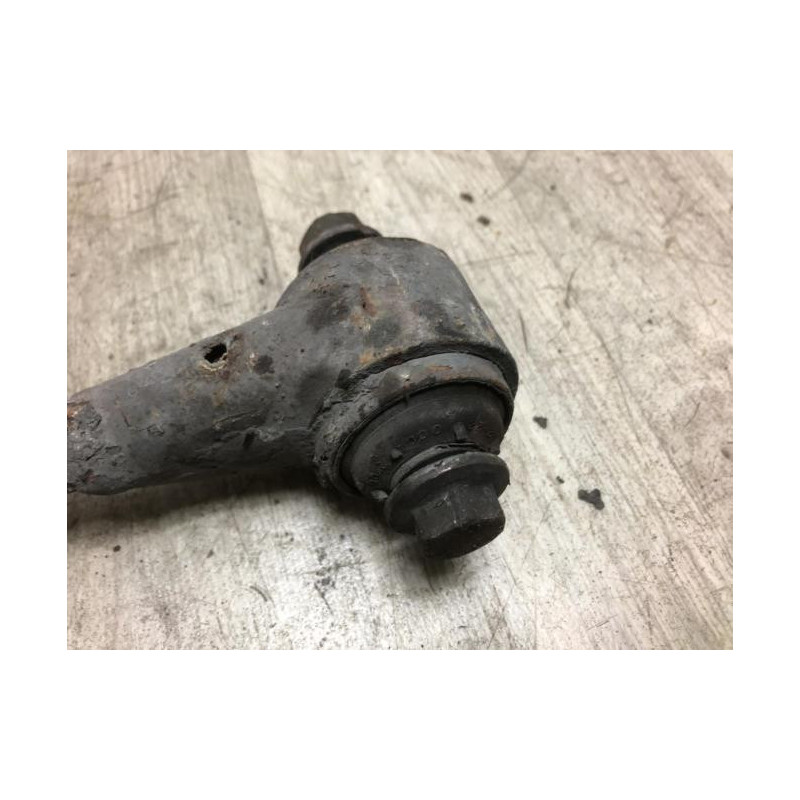 Bras de suspension superieur avant gauche VOLVO 940 d’occasion