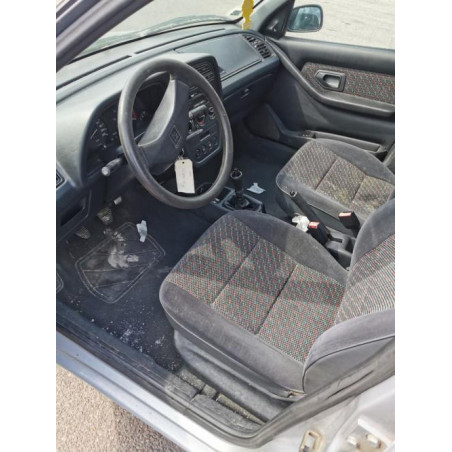 Fusee avant gauche PEUGEOT 306 PHASE 1 d’occasion