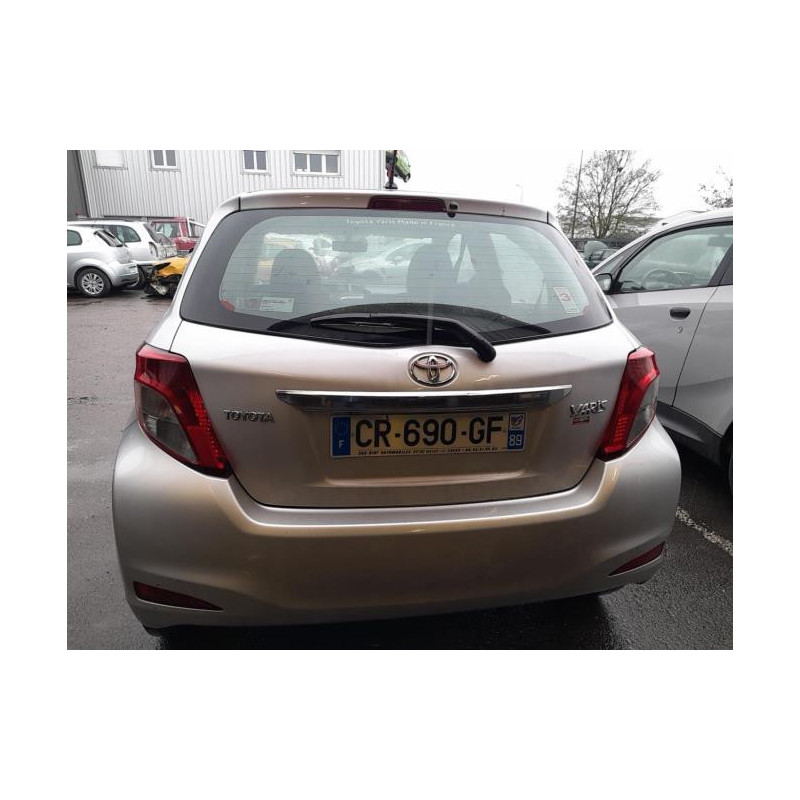 Feu arriere principal droit (feux) TOYOTA YARIS 3 PHASE 1 d’occasion