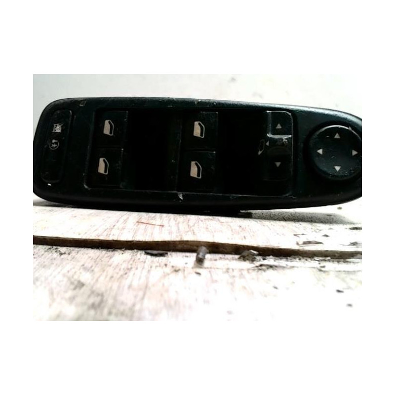 Interrupteur de leve vitre avant gauche CITROEN C4 GRAND PICASSO 1 d’occasion