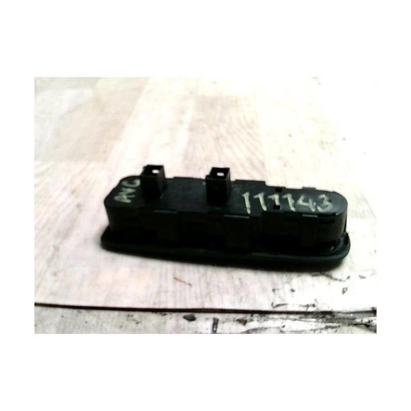 Interrupteur de leve vitre avant gauche CITROEN C4 GRAND PICASSO 1 d’occasion