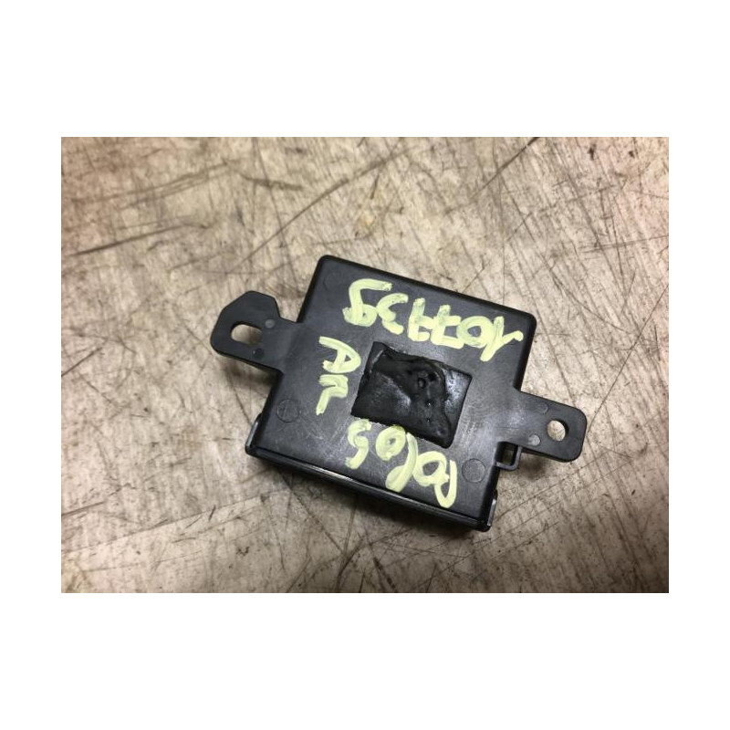 Boitier d'aide au stationnement VOLKSWAGEN POLO 5 PHASE 2 d’occasion