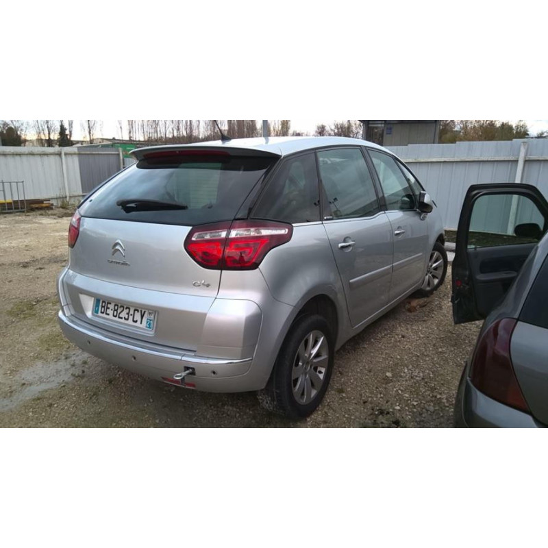 Moulure de pare choc arriere CITROEN C4 PICASSO 1 d’occasion