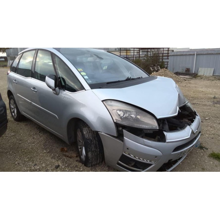 Moulure de pare choc arriere CITROEN C4 PICASSO 1 d’occasion