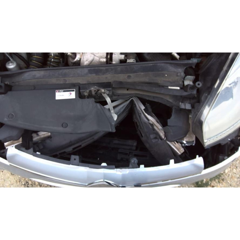 Moulure de pare choc arriere CITROEN C4 PICASSO 1 d’occasion