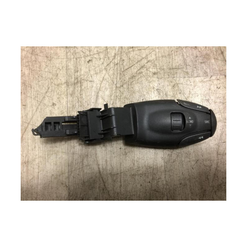 Commande autoradio PEUGEOT  d’occasion