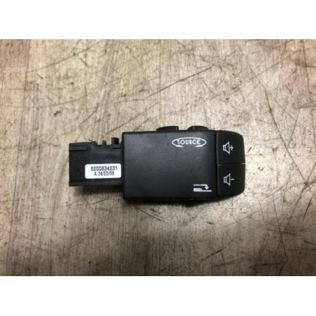 Commande autoradio RENAULT  d’occasion