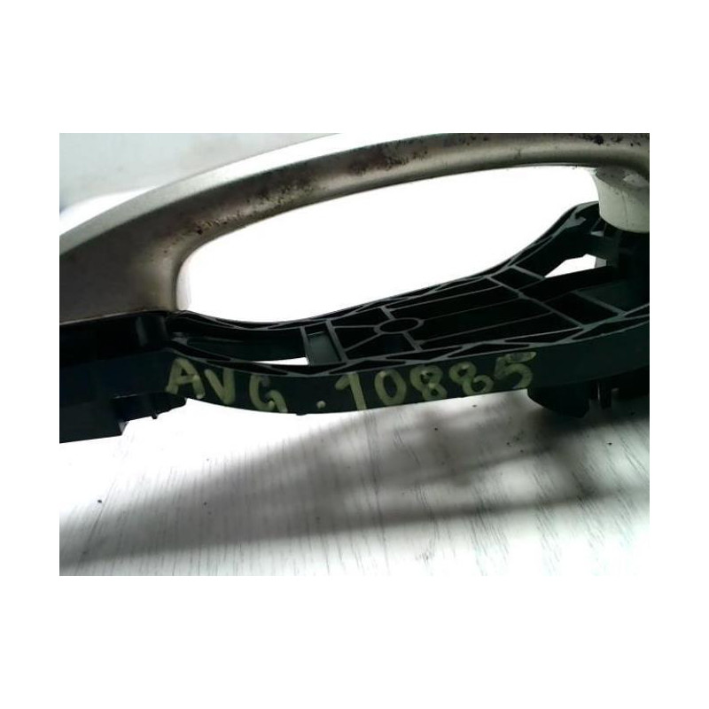 Poignee porte avant gauche OPEL CORSA D PHASE 1 d’occasion
