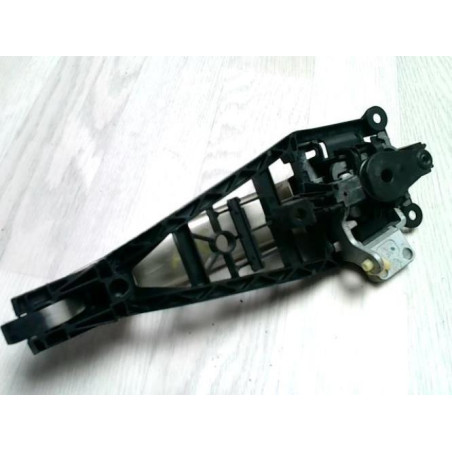 Poignee porte avant gauche OPEL CORSA D PHASE 1 d’occasion