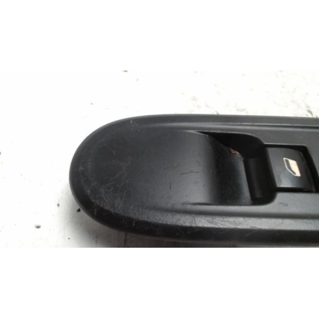Interrupteur de leve vitre avant droit PEUGEOT 308 1 PHASE 1 d’occasion
