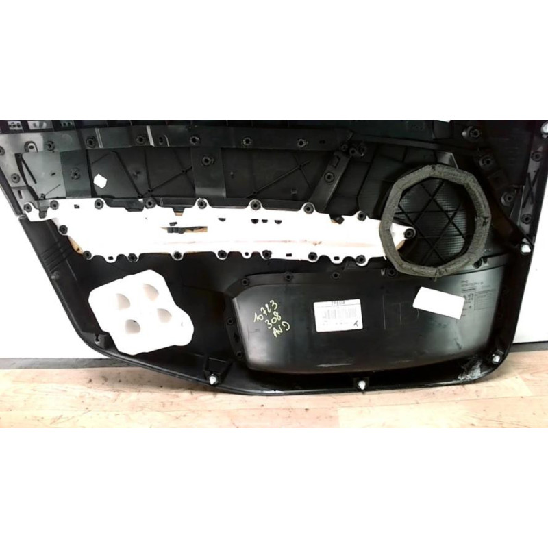 Panneau de porte avant droit PEUGEOT 308 1 PHASE 1 d’occasion