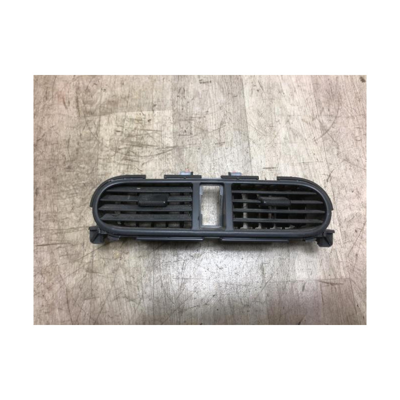 Aerateur tableau de bord SUZUKI SPLASH d’occasion