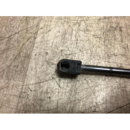 Verin de coffre droit SUZUKI SPLASH d’occasion