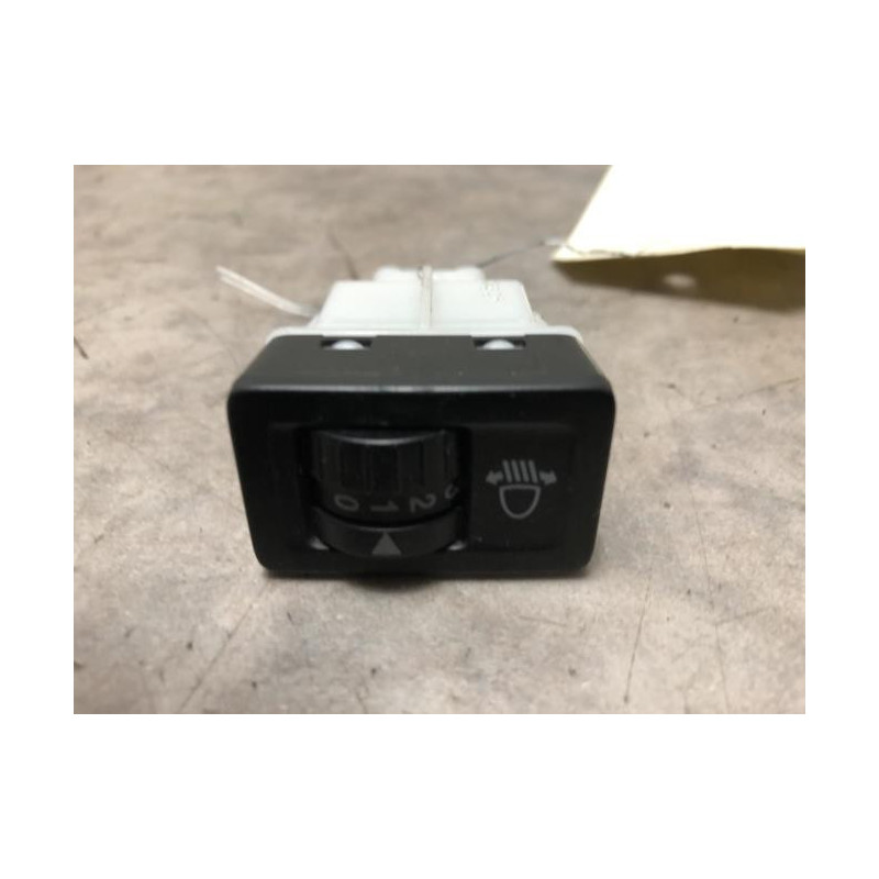 Commande de reglage hauteur de phare SUZUKI SPLASH d’occasion