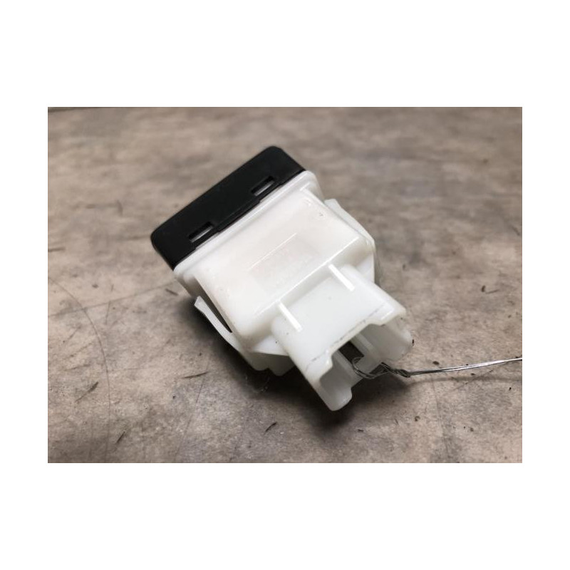 Commande de reglage hauteur de phare SUZUKI SPLASH d’occasion