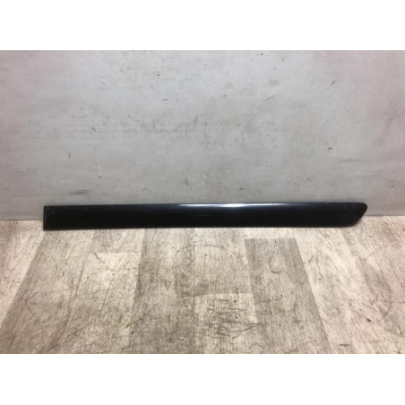 Baguette de porte arriere gauche  VOLKSWAGEN GOLF 5 d’occasion
