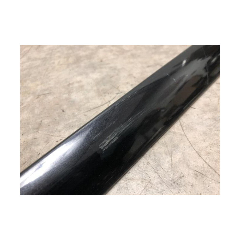 Baguette de porte avant gauche VOLKSWAGEN GOLF 5 d’occasion