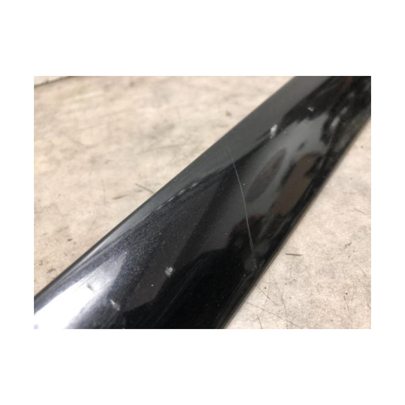 Baguette de porte avant gauche VOLKSWAGEN GOLF 5 d’occasion