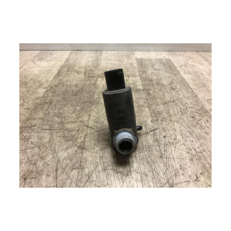 Pompe lave glace avant SUZUKI SPLASH d’occasion