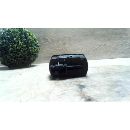 Interrupteur de leve vitre avant gauche OPEL CORSA D PHASE 1 d’occasion