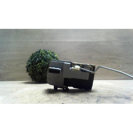 Serrure avant droit PEUGEOT PARTNER 1 PHASE 2 d’occasion
